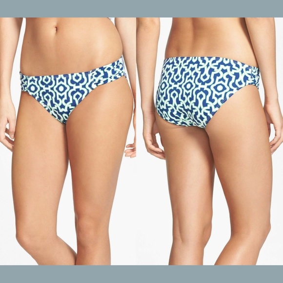 NWT Tommy‎ Bahama Malibu Medallion Tab Bikini Bottoms [ SZ Small ] - Picture 1 of 11